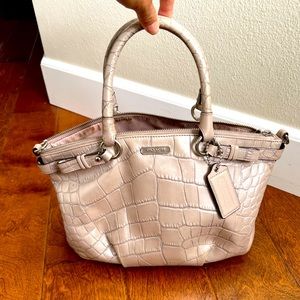 Coach leather hand bag